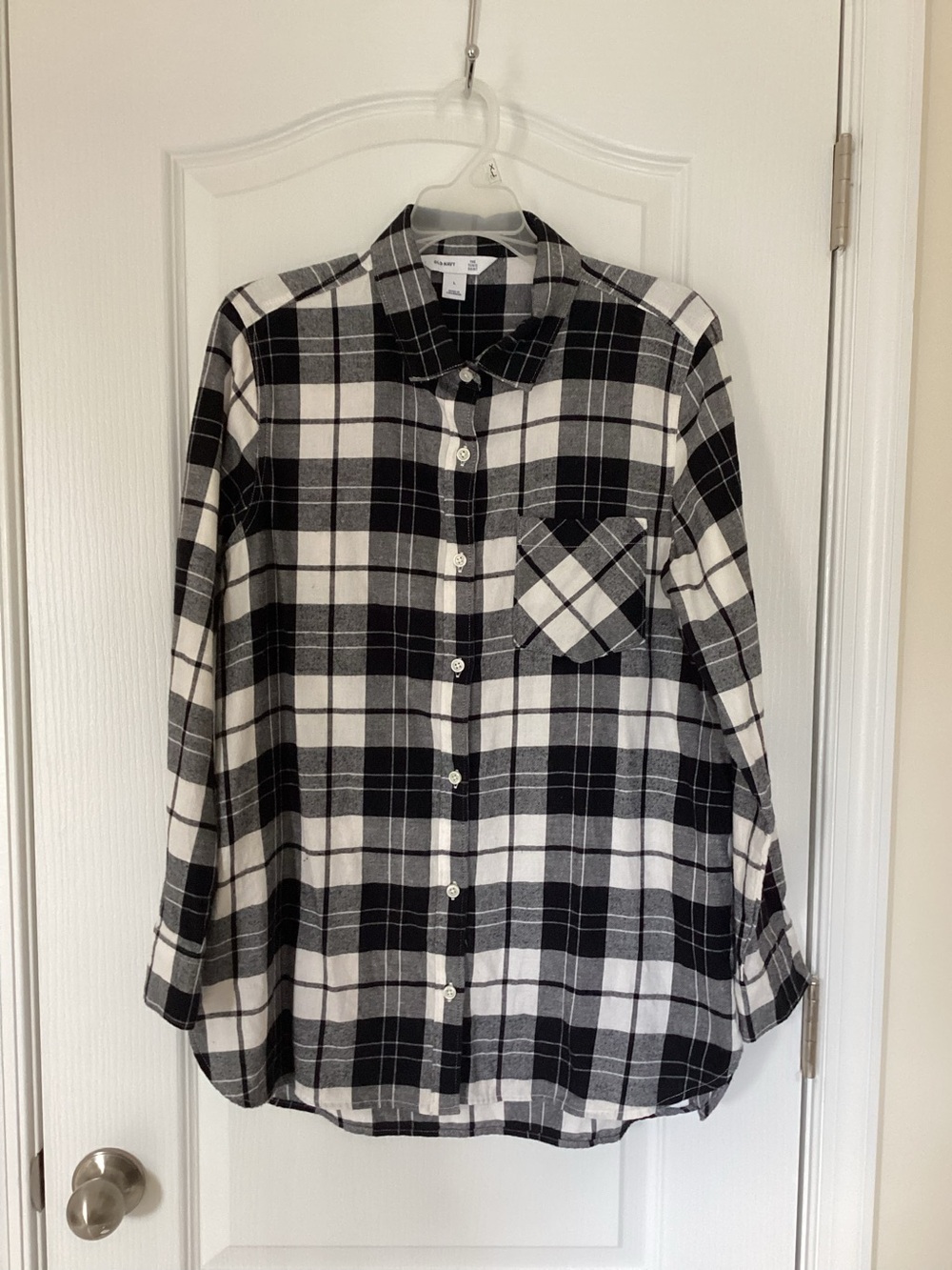 Black and White Plaid women’s flannel shirt